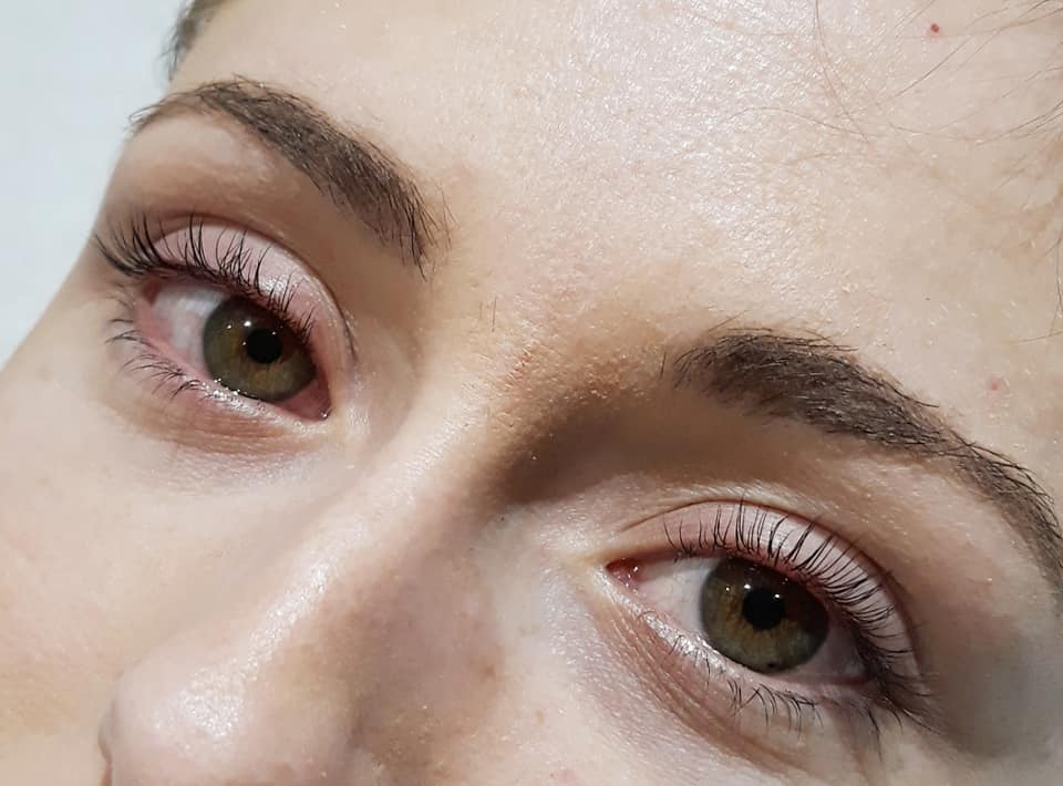 rehaussement de cils + teinture